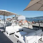 Hotel Maroa 4*