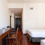 Hotel Maroa 4*