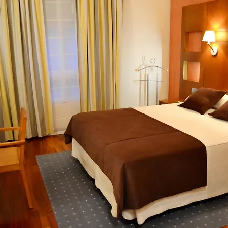 Maroa 4*