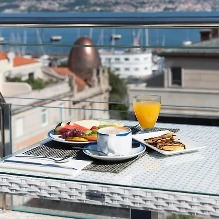 Maroa Hotel