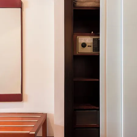 Maroa Ξενοδοχείο 4*