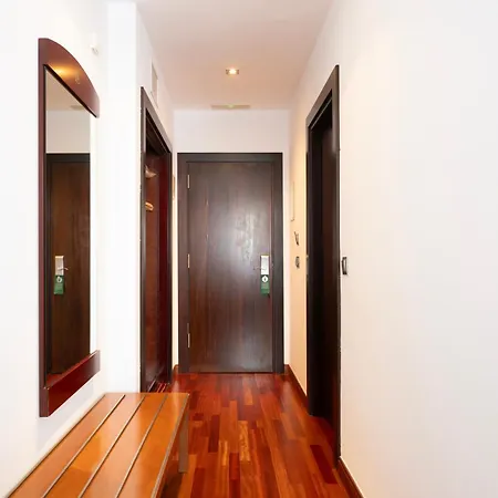 Maroa 4*