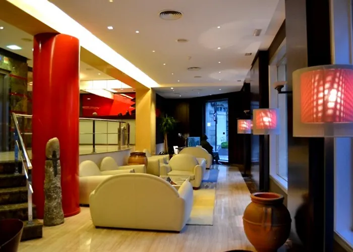 Maroa Hotel